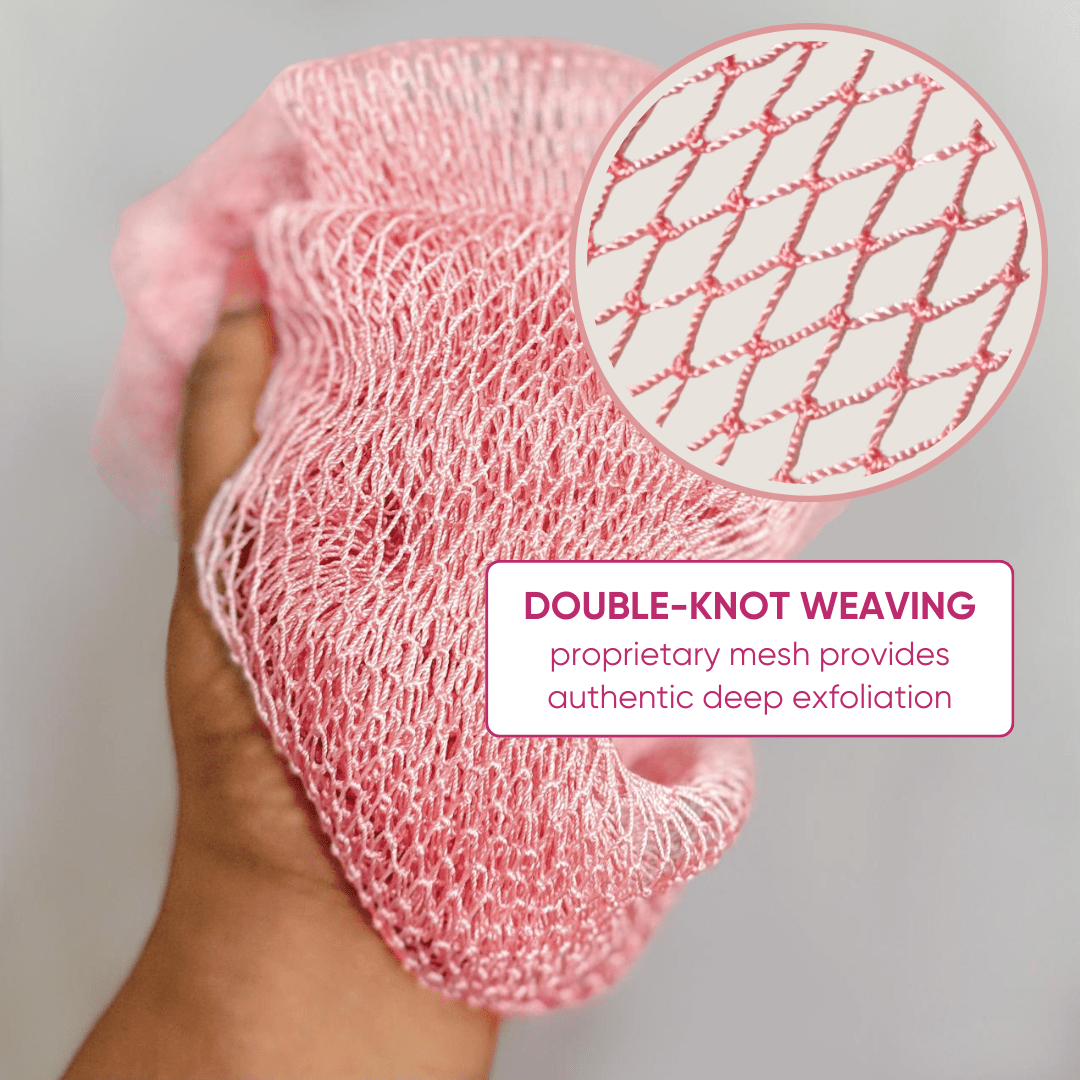 close up shot of the double knot mesh of the sweetscrub exfoliating african sponge - Solaurae