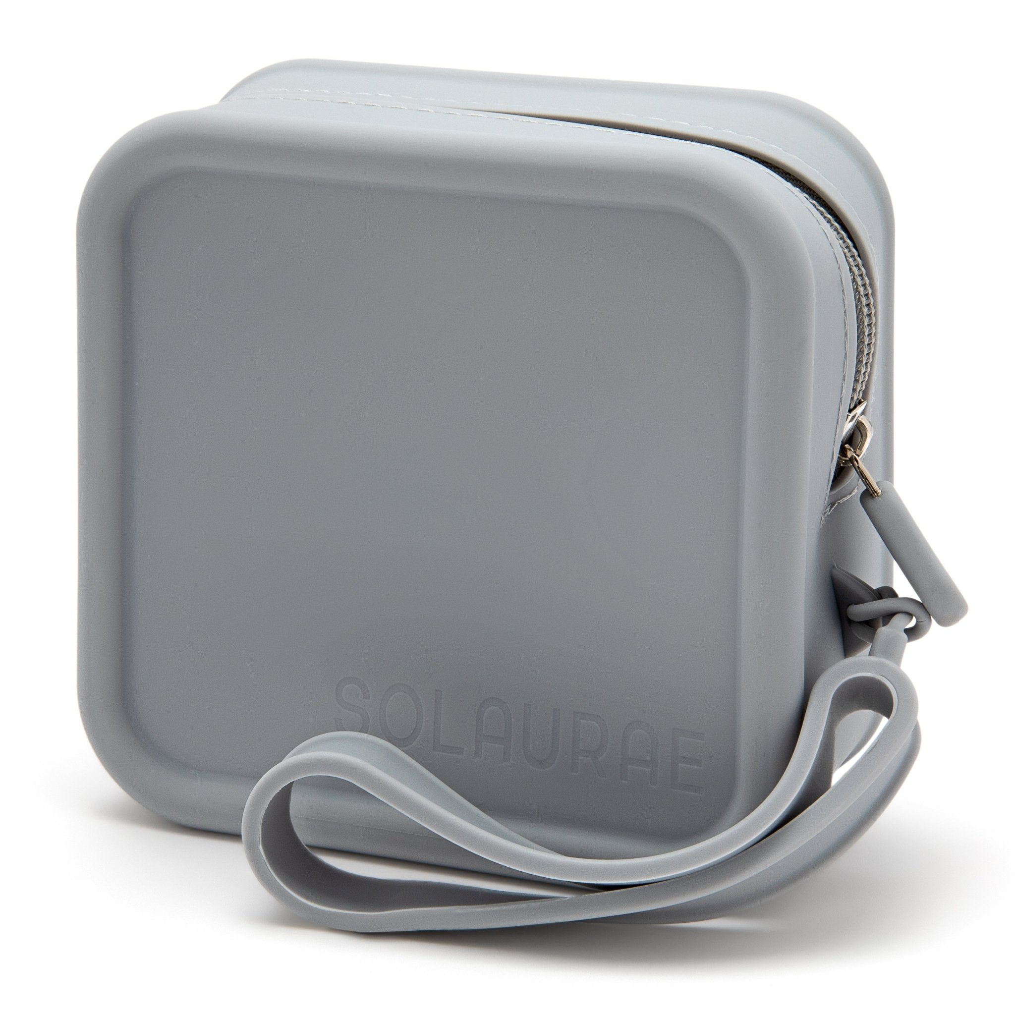 lumi beauty essentials travel case in color sky - Solaurae